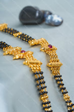 Load image into Gallery viewer, 1 Gram Gold Plated Traditional Bridal Antique Maharashtrian Mangalsutra for Women