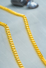 Load image into Gallery viewer, 1 Gram Gold Plated Aarvi Bold Cuban Link Design Chain for Women
