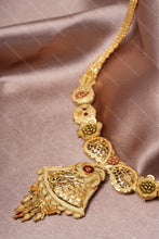 Load image into Gallery viewer, 1 Gram Gold Plated Artistic Floral Design Necklace set and Earrings for Women