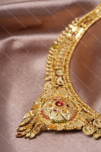 Load image into Gallery viewer, 1 Gram Gold Plated Traditional-Contemporary Necklace and Earrings Set for Women