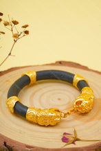 Load image into Gallery viewer, 1 Gram Gold Plated Lion Face Black Leather Kada for Men