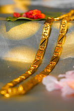 Load image into Gallery viewer, 1 Gram Gold Plated Premium Nawabi Shahi Biscuit Chain for Men
